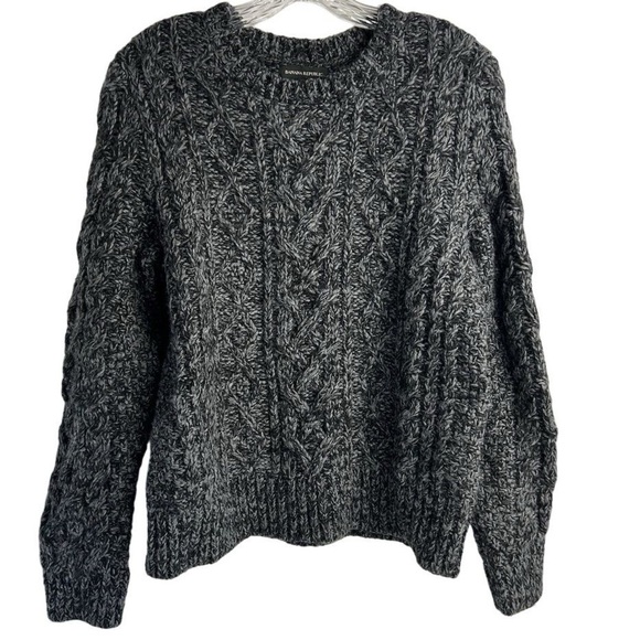 Banana Republic Women’s Gray and Black Blended Wool Cable Knit Sweater Size M - Picture 1 of 10